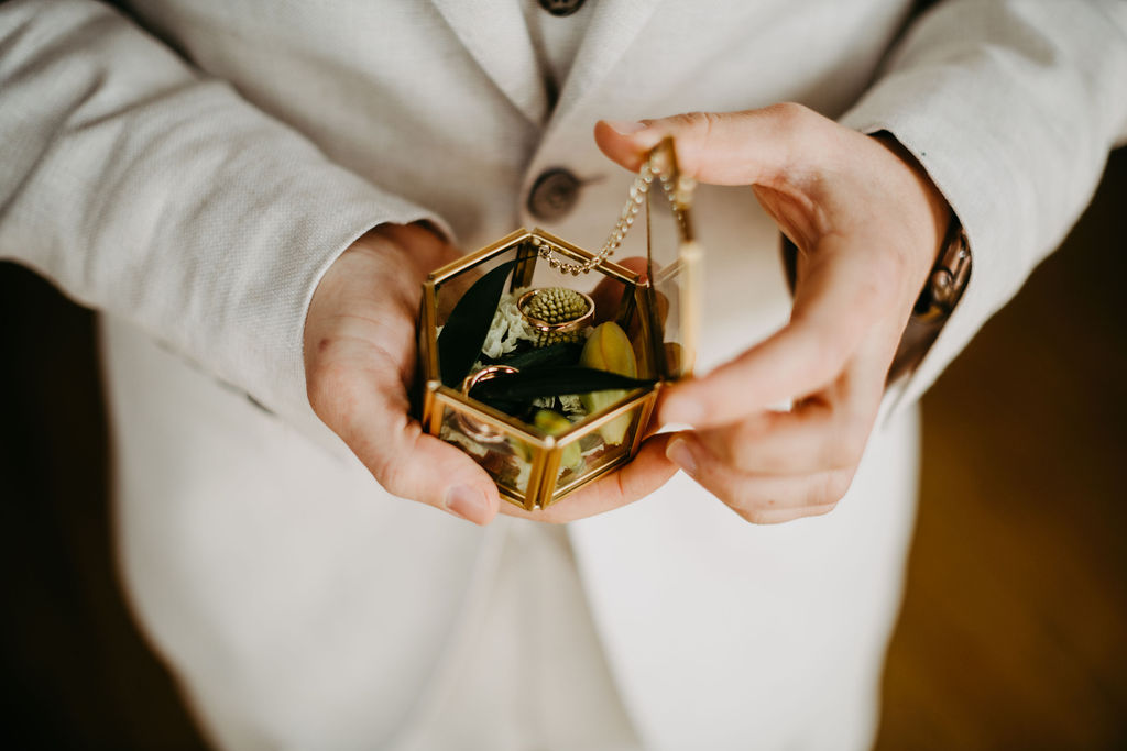 audele-fotografie-hochzeit-reportage-vorbereitung-und-fest (20)