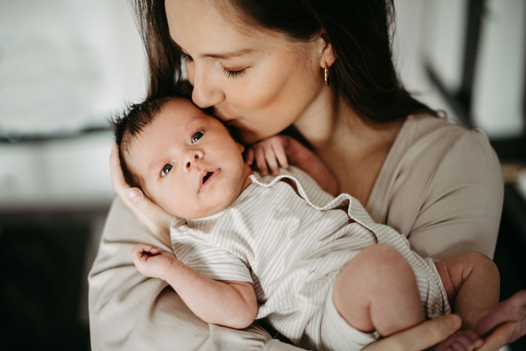 audele-fotografie-neugeborene-im-nest (10)