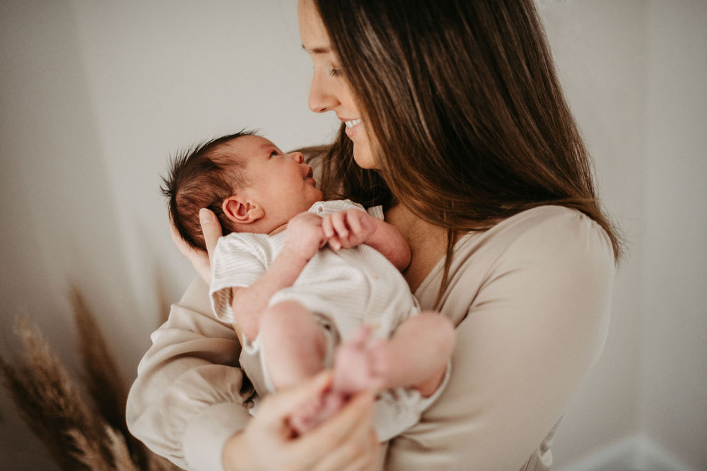 audele-fotografie-neugeborene-im-nest (9)