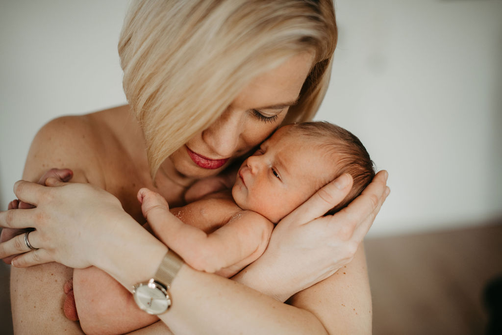 audele-fotografie-neugeborene-kleiner-bruder (28)