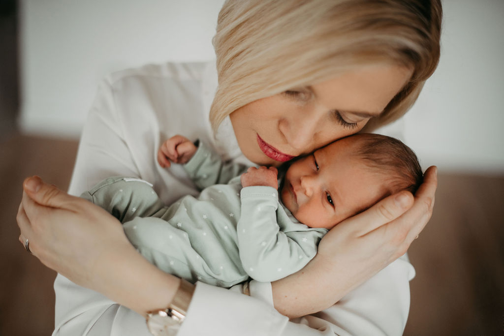 audele-fotografie-neugeborene-kleiner-bruder (11)